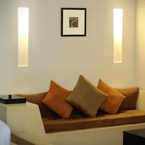 Hotell The Seminyak - Private, Kuta Lombok